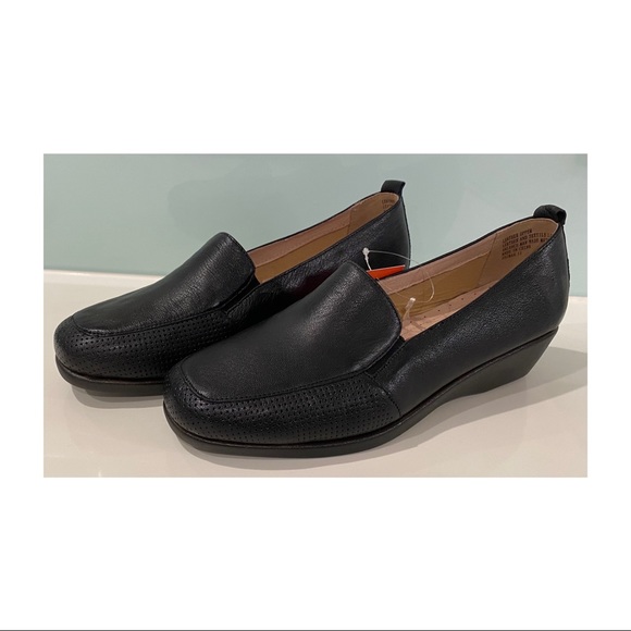 women's wedge sneakers size 11